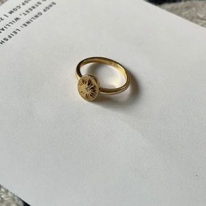 Mejuri Sun Ring